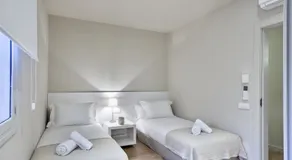 Barcelona 226 Center Exclusive - Image 5