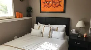 Prime Location - Warm and Cozy Place - Image 3