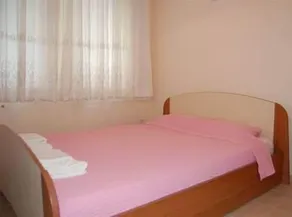 Meral Apart - Image 5