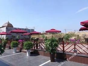 Lisun City Boutique Inn - Image 2
