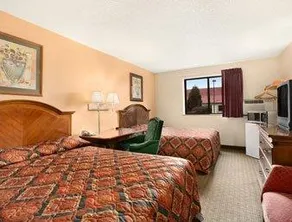 Basera Hotel - Image 5