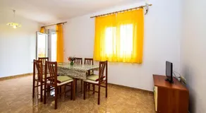 Apartments Komadina 596 - Image 4