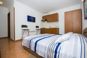 Karmelo Appartment Davorka - Image 3