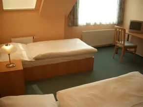 A3 Hotel - Image 5