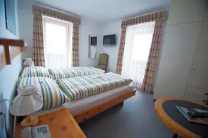 Hotel Hold - Image 2