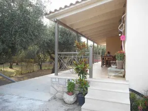 House Liberta - Image 2