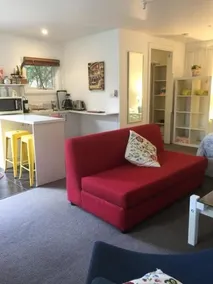 Petite Provence Cottage - Image 4