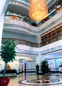 Grand View Hotel Shenzhen - Image 2