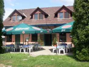 Fekete Macska Panzió - Image 5