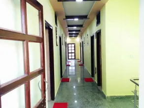 Hotel Nirmal Sadan - Image 2
