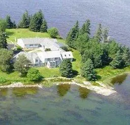 Ann's Point Inn - Image 5