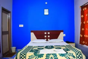 Hotel Golden Dust Puri - Image 2