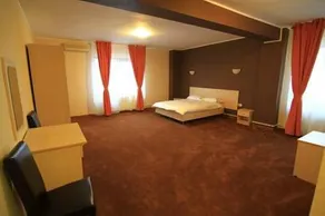 Hotel Ambiance - Image 4