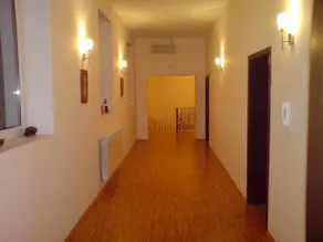 Old School Villa - Image 2