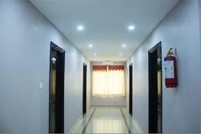 Hotel Kola Grand - Image 3