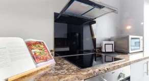 Central penthouse with pool - Image 5