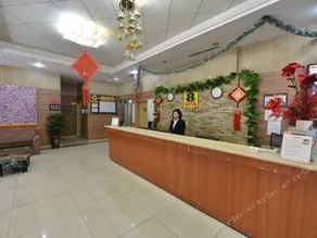 Super 8 Plus Hotel (Beijing Tiananmen Square Qianmen Pedestrian Street) - Image 5