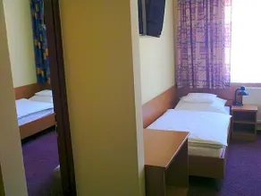 Hotel Thelena - Image 3