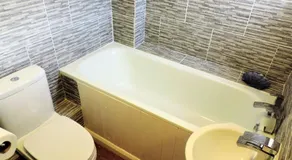 1 Bed Bagshot Pennyhill Accommodation - Image 4