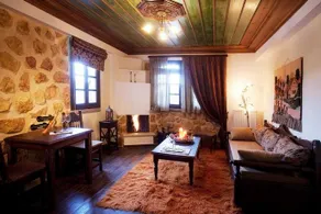 AIOLIDES TRADITIONAL HOMES - Image 4