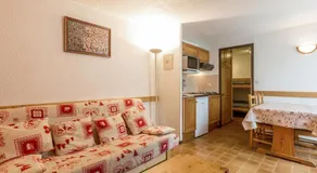 Appartement La Clusaz, 2 pièces, 4 personnes - FR-1-437-14 - Image 2