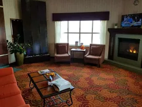 Rock Island Inn & Suites Marshalltown - Image 5