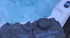 GREG’S BEACH HOUSE - Image 5