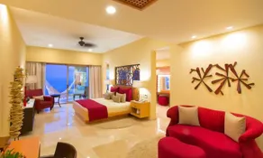 Garza Blanca Residences - Image 4