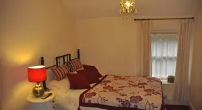 Holly Cottages - Image 4