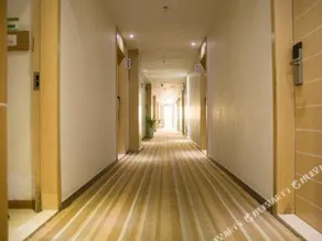 Meet The Fashion Hotel - Image 5