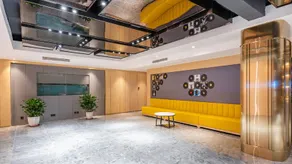 Vyluk Hotel Hongqihegou Metro station Chongqing - Image 4