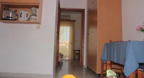 Acapulco Apartments - Image 5
