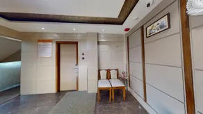 Hotel Leela by OYO Rooms - Image 2
