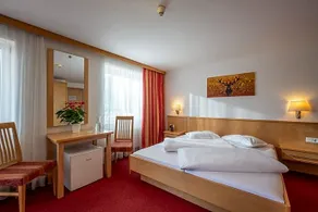 Alpenhotel Edelweiss - Image 2