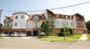 Zoli Apartmanok-Adri Kölcsey 32 - Image 3