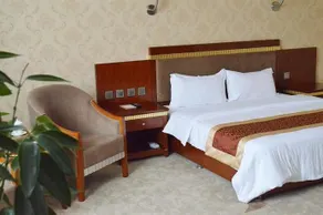 The Son Of Sea Hotel Qingdao - Image 4