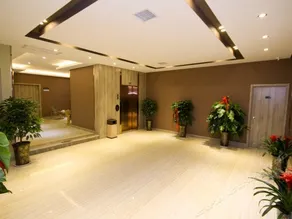 Runjia Qinshang Hotel (Xi'an Air Force Engineering University Changlepo Metro Station) - Image 3