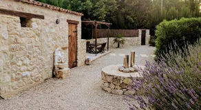 Country villa guest suite & private pool - Image 2