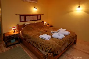 Emerald Suite - Image 5