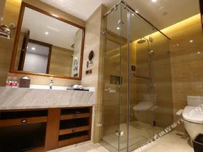 Wisconsin Spa Hotel - Image 5
