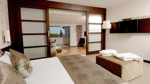 Catamaran Resort Hotel - Image 5