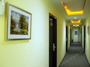 Meiyitian Express Hotel - Image 2