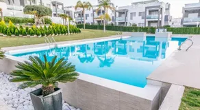 ELuxuria Sunny Villa - Image 2
