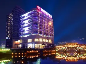 Hilike Hotel - Image 2