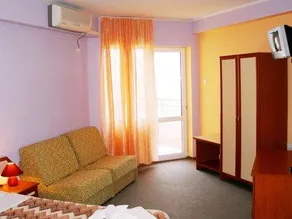 Family Hotel Aura - Image 5