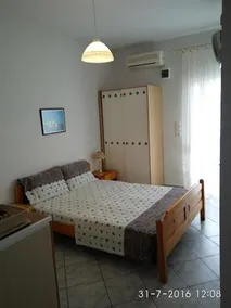Petridis Hotel - Image 4