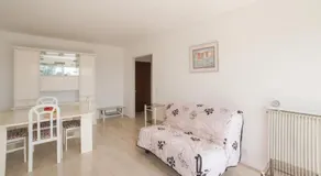 Welkeys - Fabron Apartment - Image 2