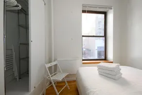 Times Square Amazing 2 Bedroom - Image 3