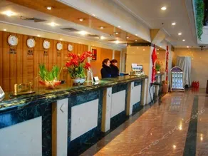 Ningbo Sun and Moon Hotel - Image 2