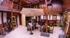 Hostel El Bajo - Image 4